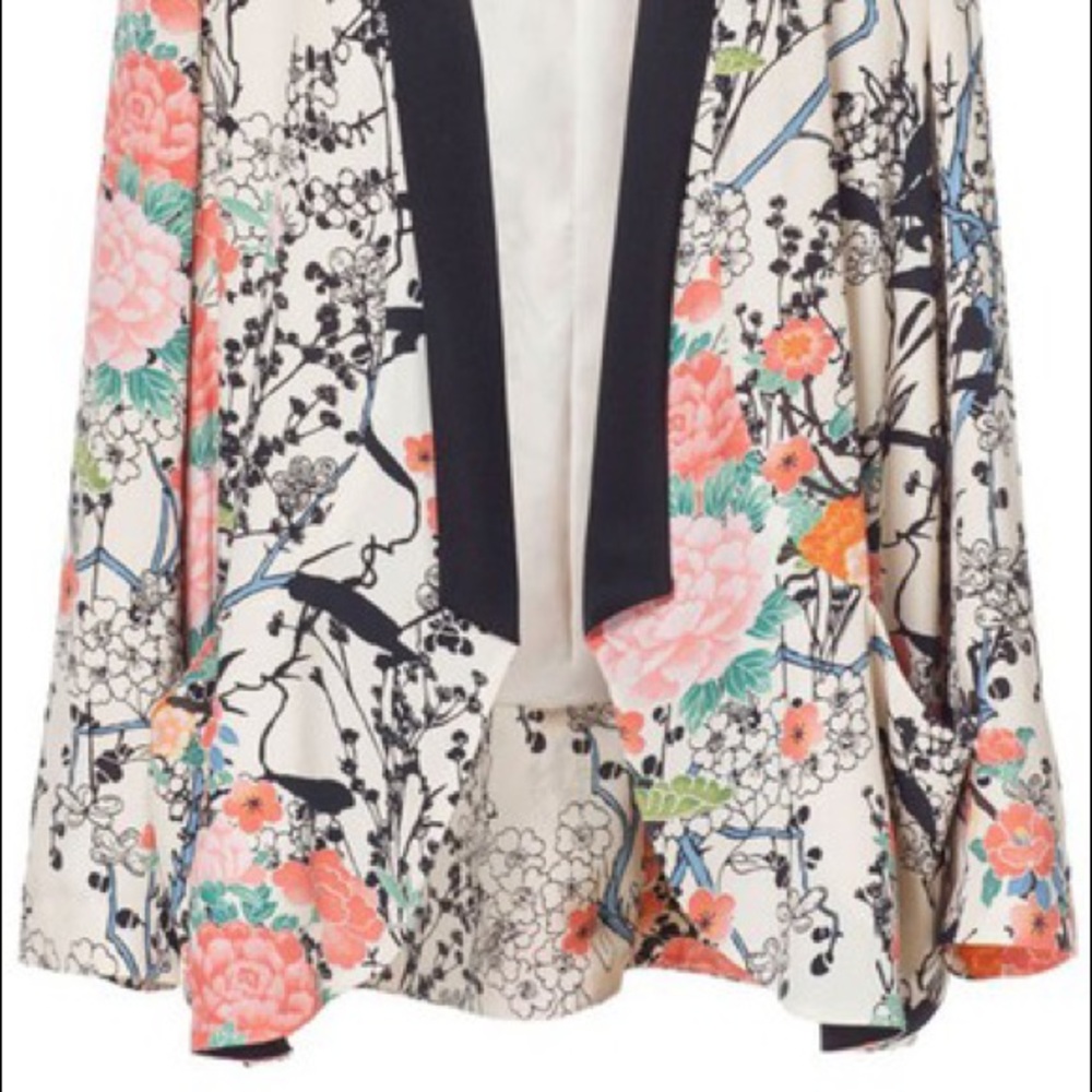 Floral Zara Jacket - Picture 2 of 5